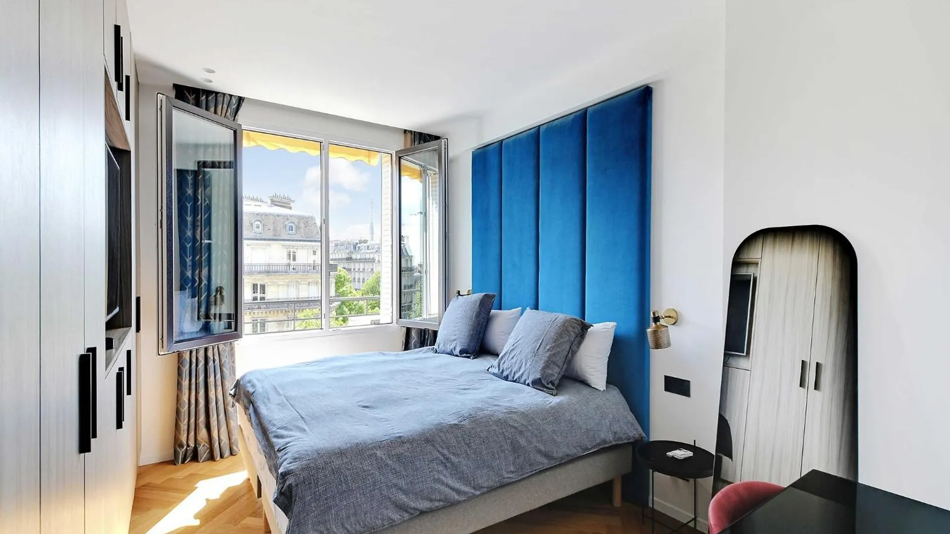 Exceptional Apartment - 1 Bdr 2P - Eiffel Tower View Paris