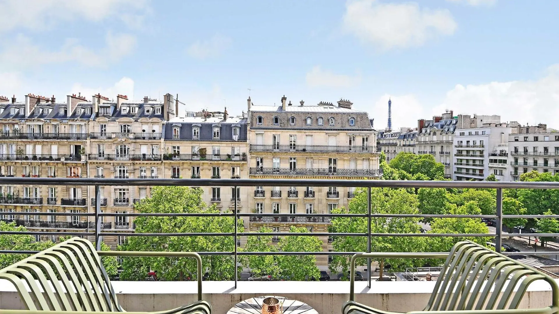 Exceptional Apartment - 1 Bdr 2P - Eiffel Tower View Paris